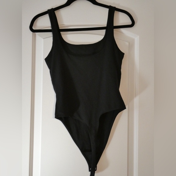 Good American Black Bodysuit - Picture 4 of 4